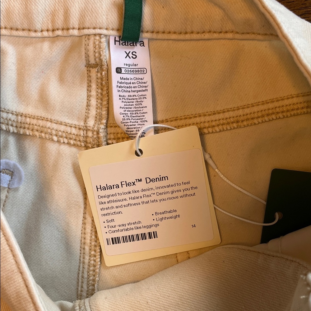 HALARA Cream High-Rise Jeans with Tag - Picture 6 of 6